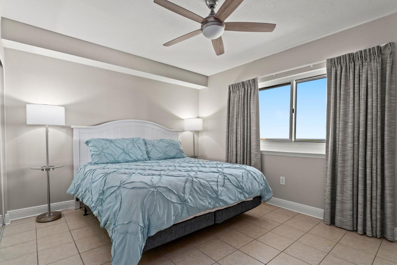 Emerald Beach #1330 By Book That Condo Panama Stadt Exterior foto