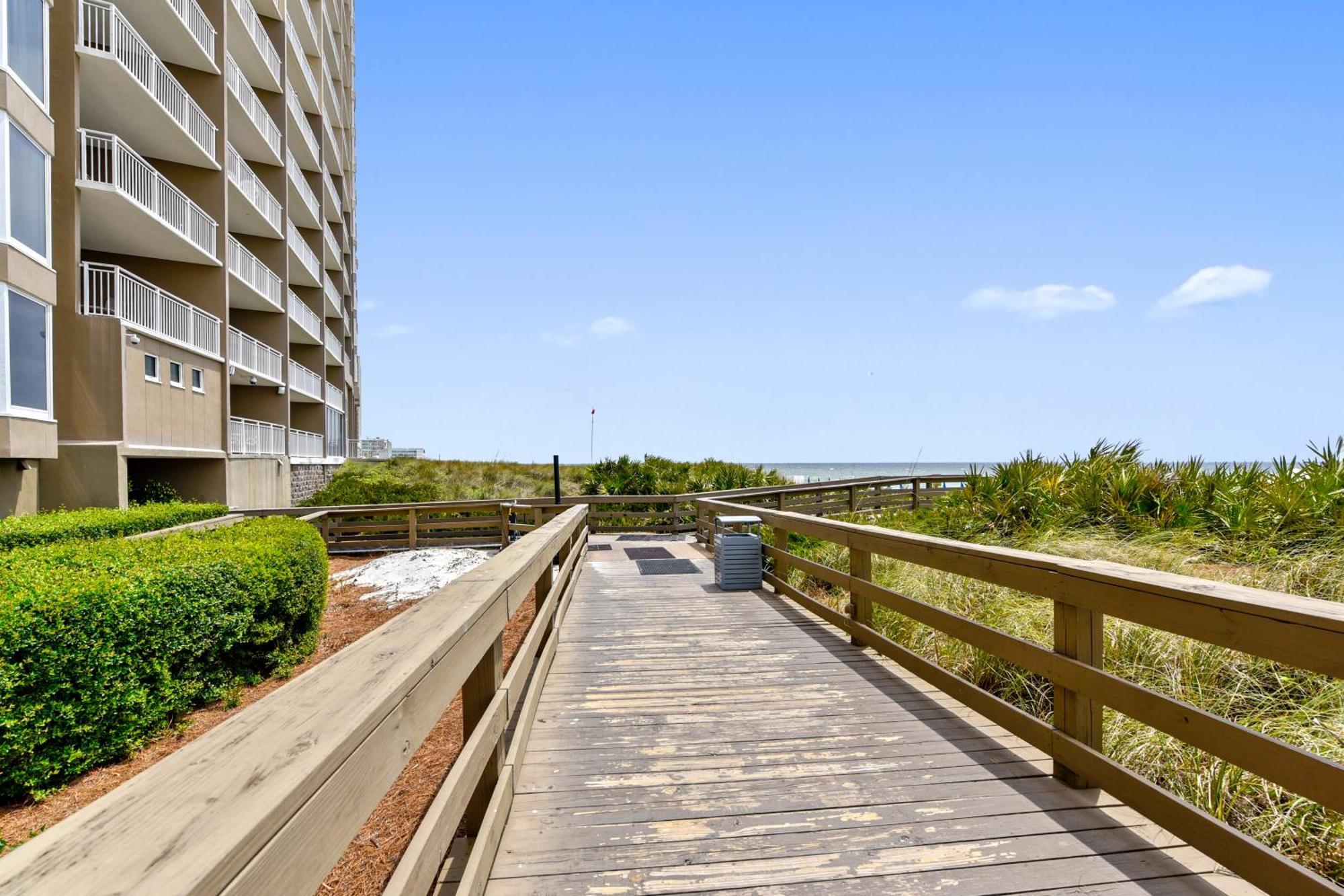 Emerald Beach #1330 By Book That Condo Panama Stadt Exterior foto