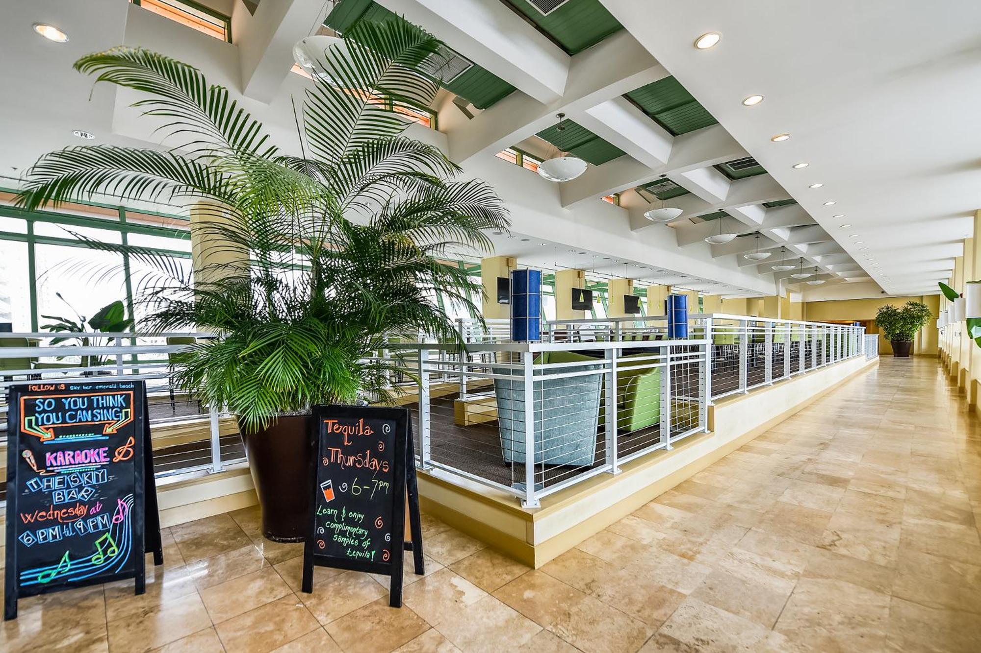 Emerald Beach #1330 By Book That Condo Panama Stadt Exterior foto